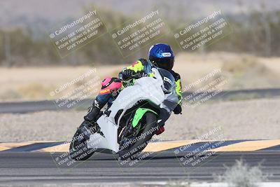 media/Oct-30-2025-Racers Edge (Thu) [[dabbdaf680]]/3-B Group/Session 5 (Turn 6)/